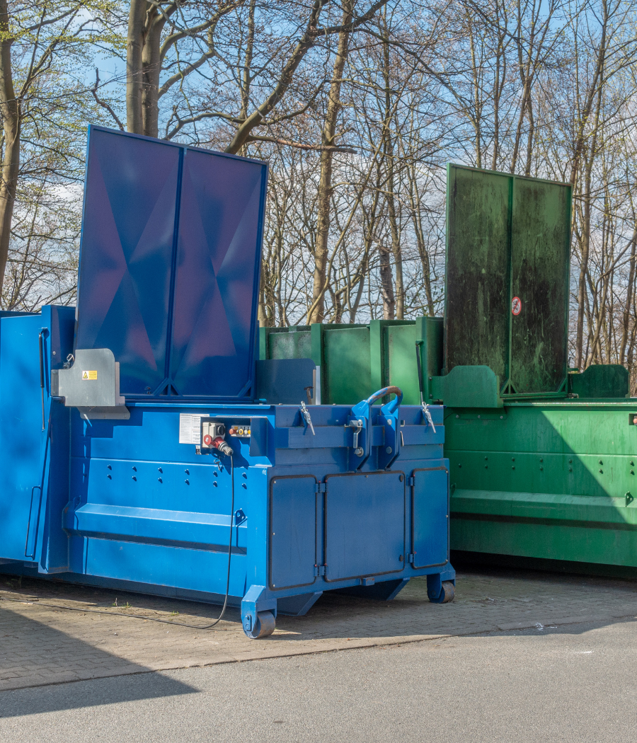 Garbage Compactor Works in Daily Operations